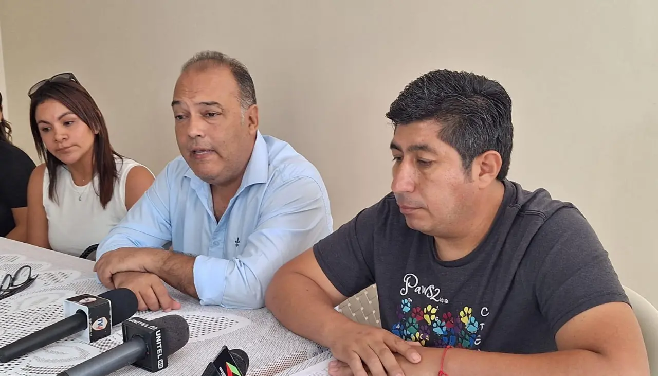 Cisterneros amenazan con dejar de distribuir combustible a surtidores si no mejora el precio del flete