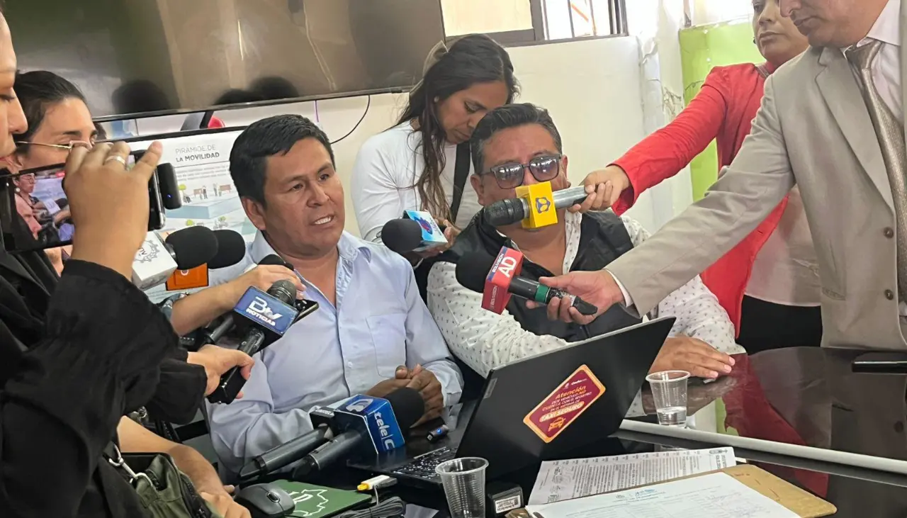 Comité de Transporte acuerda tarifa temporal del pasaje en la ciudad de Cochabamba