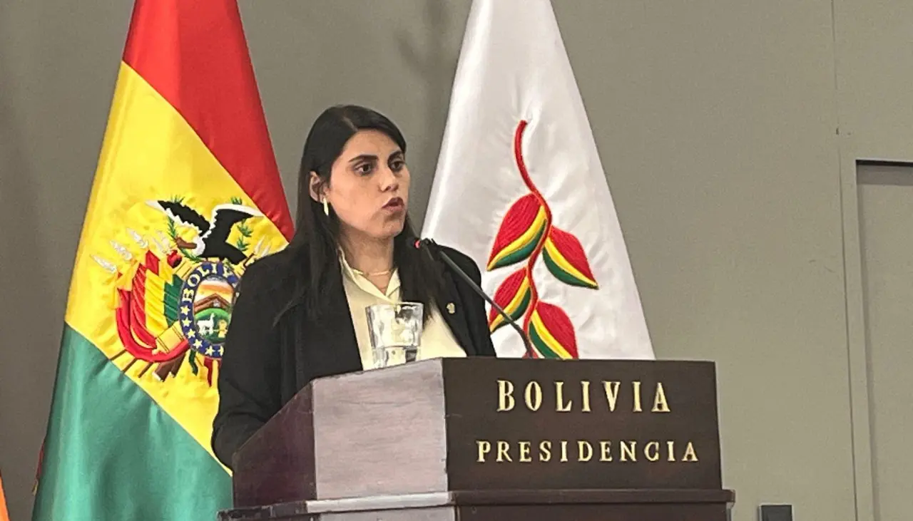 Convocan al Consejo de Autonomías para el 16 de diciembre para analizar “la nueva visión del Estado y Autonomías”