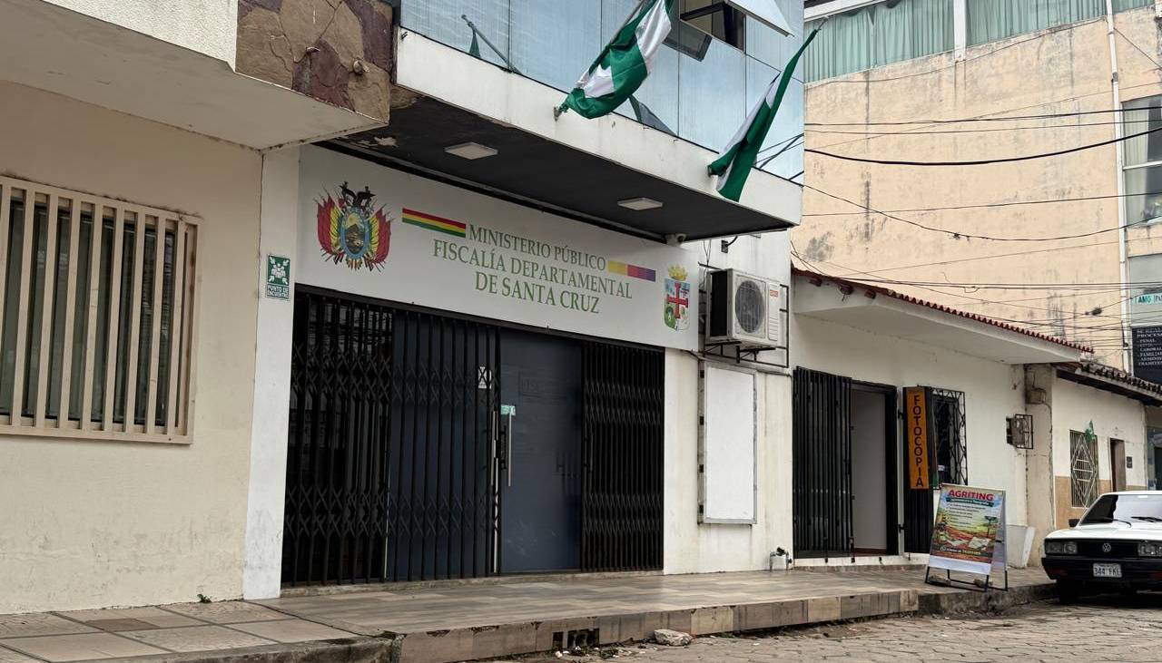 Situación en la Fiscalía: “Han cerrado el sistema para no admitir las denuncias”, denuncia el Gobierno