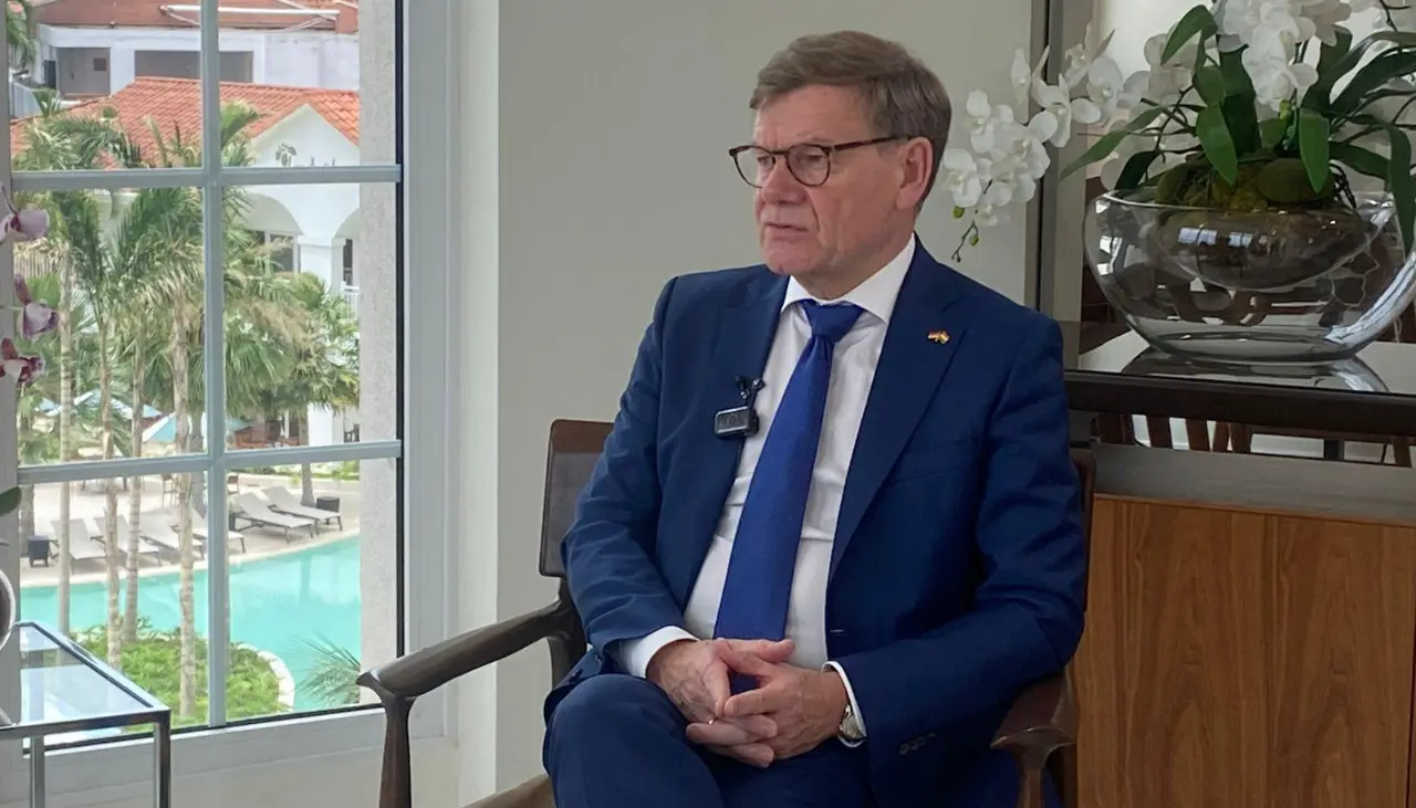 Ministro alemán se reúne con el canciller Aramayo y se espera el encuentro con Paz