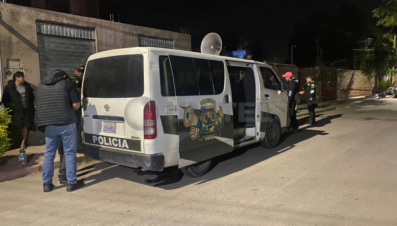 Vecinos frustran robo a un librecambista en Cochabamba