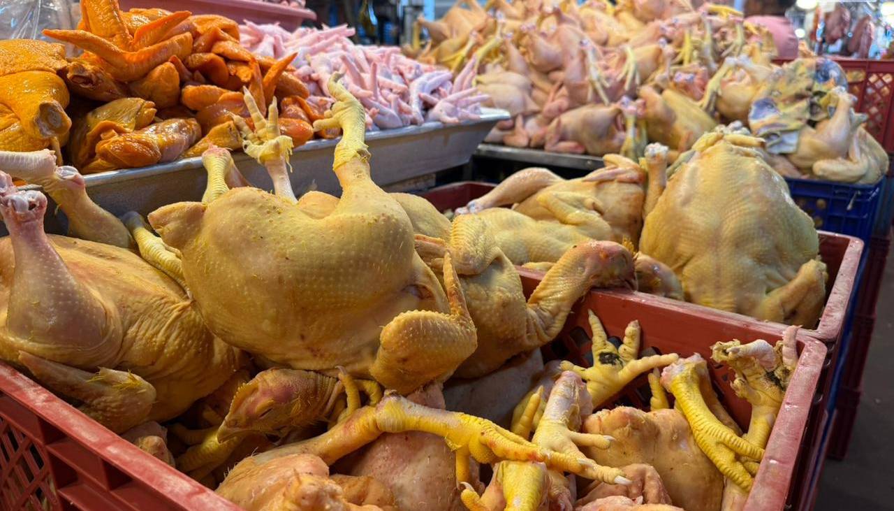 Día 50 de bloqueos: ¿En cuánto está el precio del kilo del pollo en el eje central antes del inicio del fin de semana?