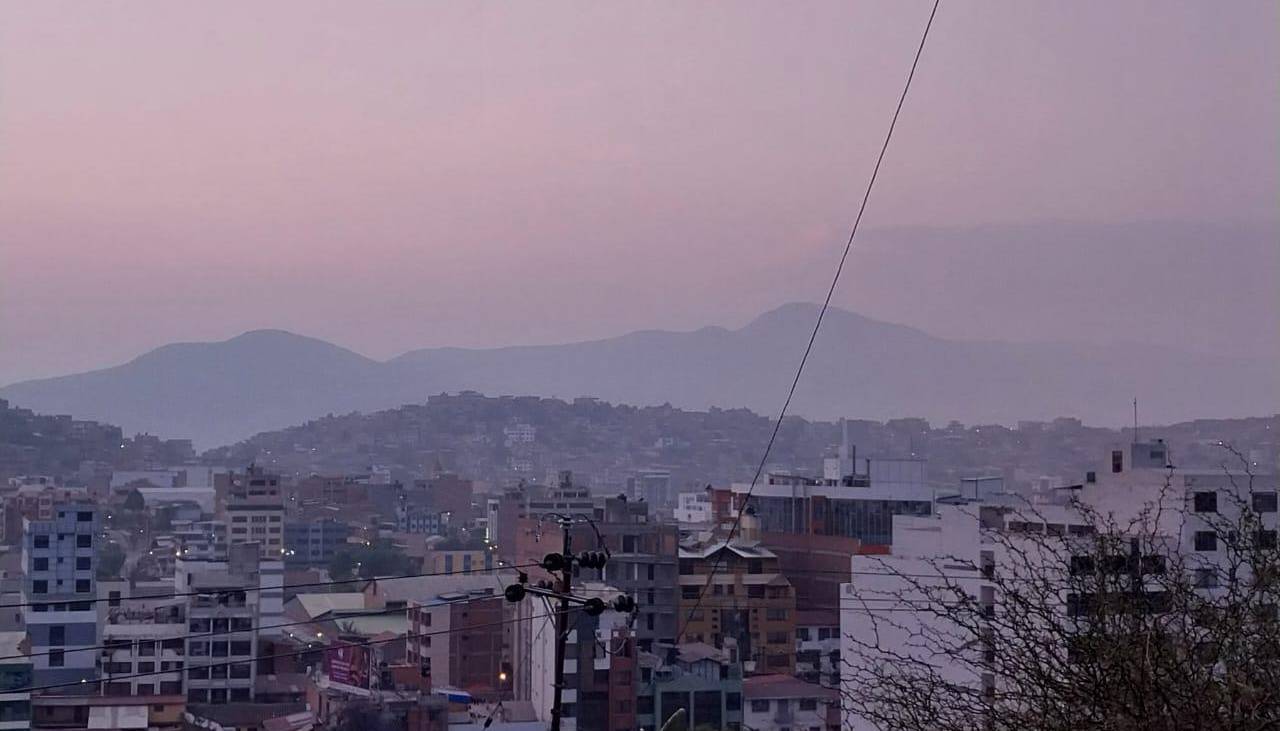 Humo: Cochabamba ingresa a las clases virtuales desde este miércoles, informa Educación 