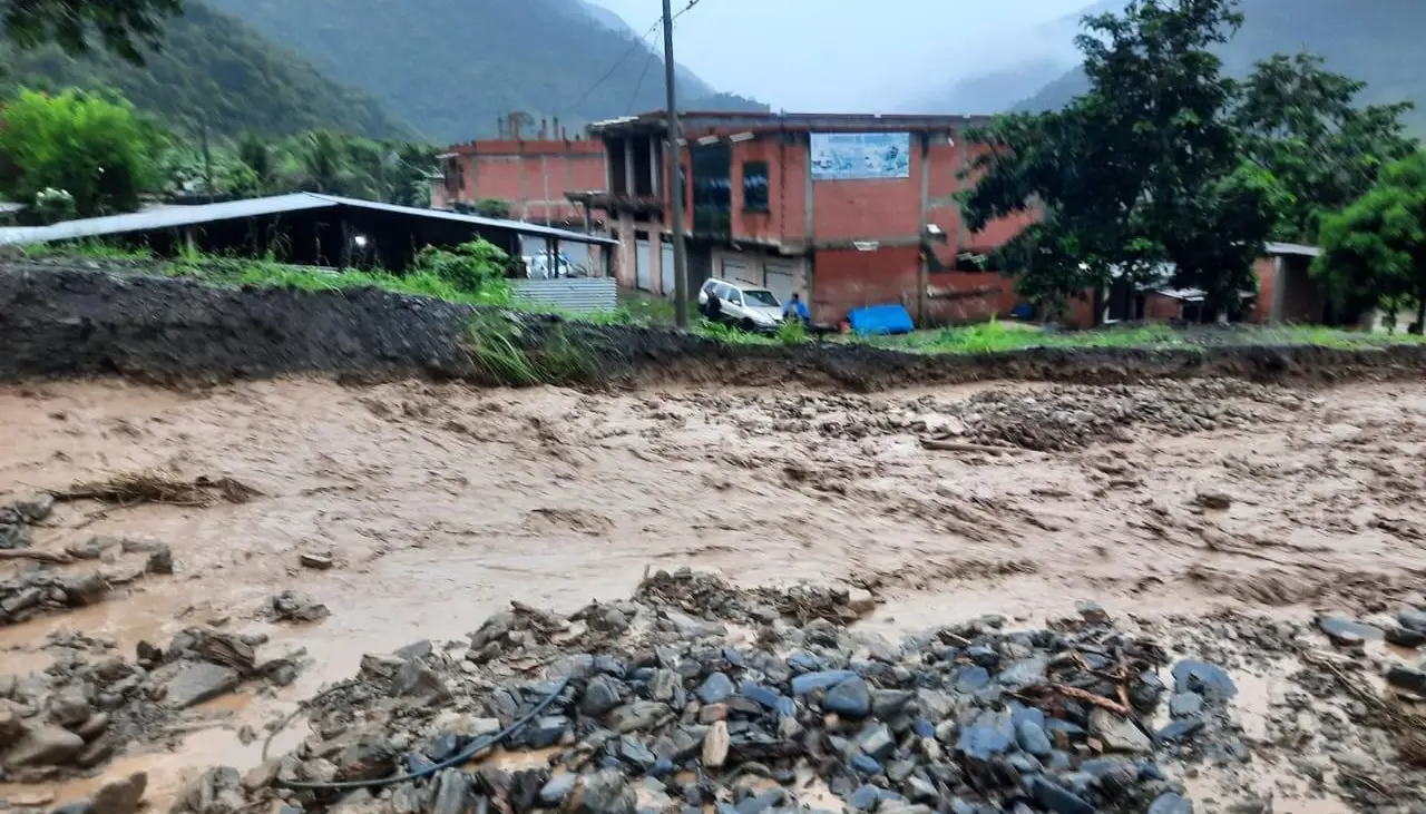 La Paz: Mazamorra afecta a 16 comunidades en La Asunta y obliga a suspender clases, reporta la Alcaldía 