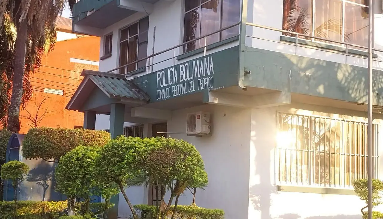 Hombre es asesinado tras ser atacado a tiros por sujetos que iban a bordo de un vehículo