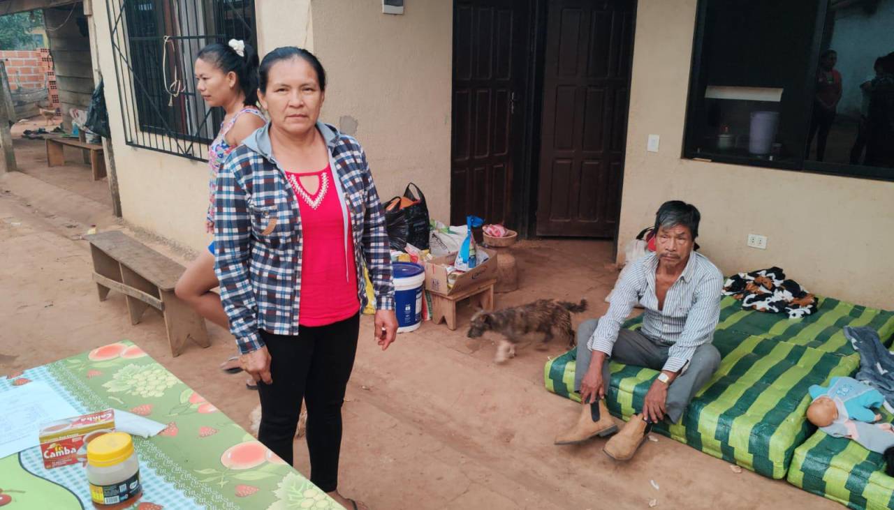 Concepción: Evacúan a casi 40 personas de la comunidad Makanaté ante la amenaza del avance de un incendio