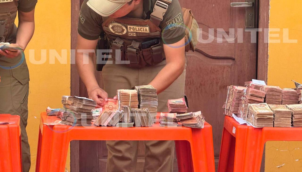 Caso Mariaca: Dinero encontrado en una ambulancia supera los Bs 3,5 millones y $us 10 mil