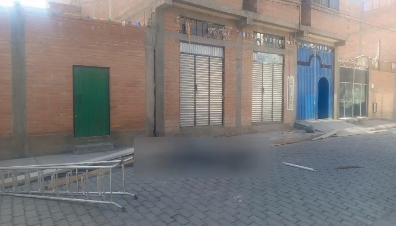 “El ruido fue como si un auto se hubiera chocado”, testigos relatan la caída de un albañil desde una construcción