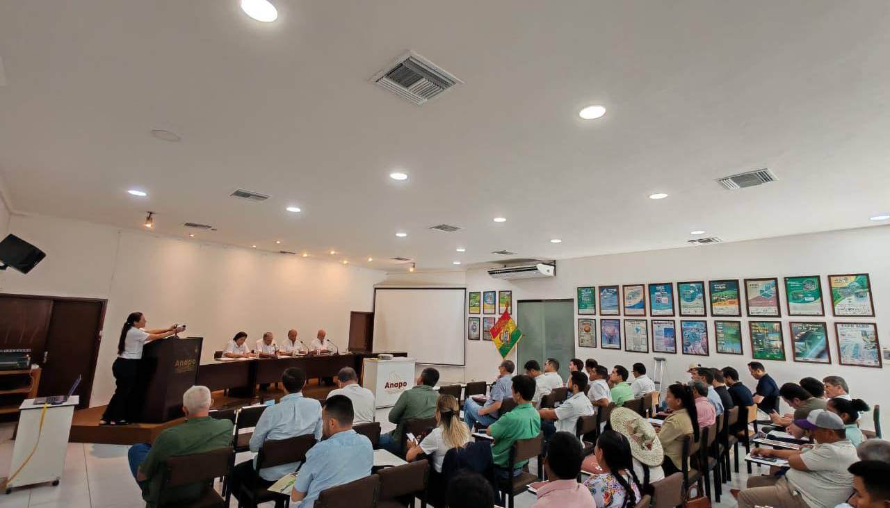 Anapo renueva su directorio y ratifica a Abraham Nogales como presidente para 2026-2027