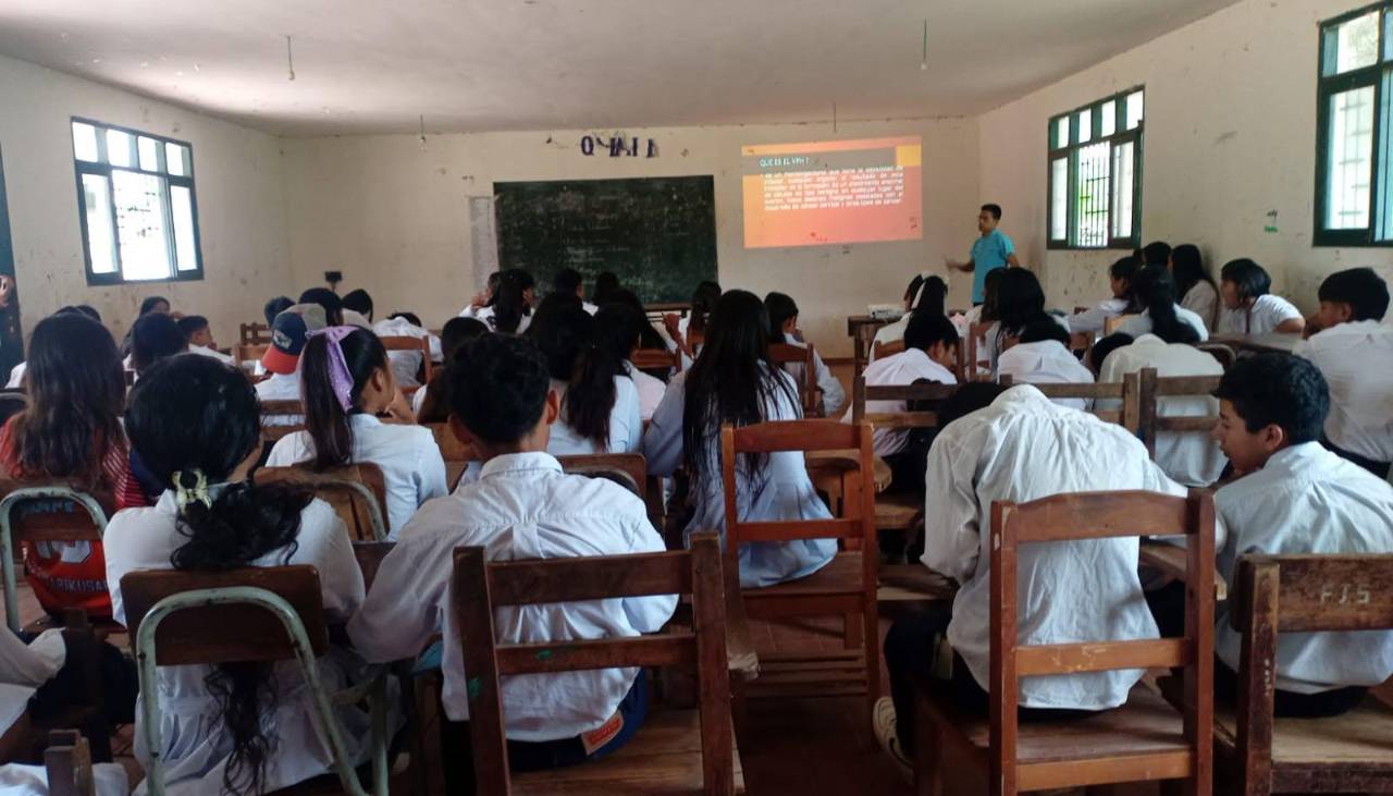¿Habrá clases virtuales en Santa Cruz este lunes? Esto dice la Dirección de Educación