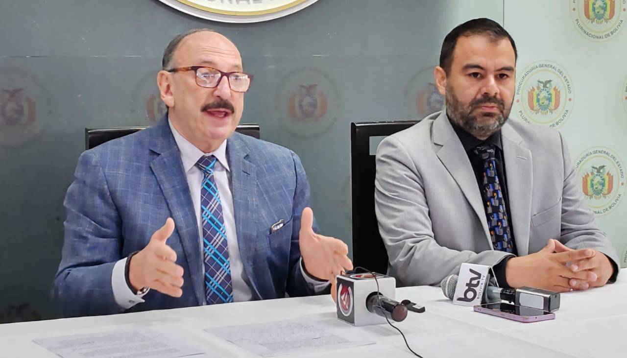 Procuraduría anuncia la ‘Comisión de la Verdad II’ para investigar la “compra y contaminación” del combustible