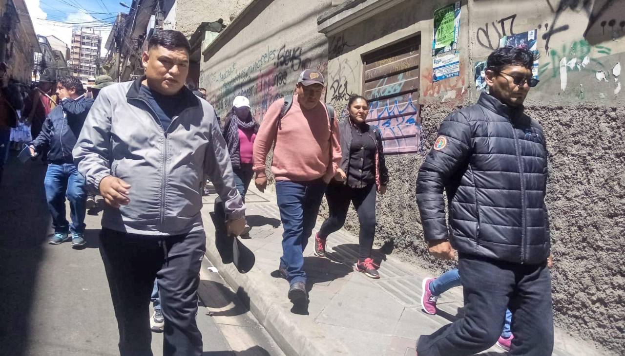 COB se retira del diálogo convocado por el Gobierno para buscar consensos en torno al decreto 5503