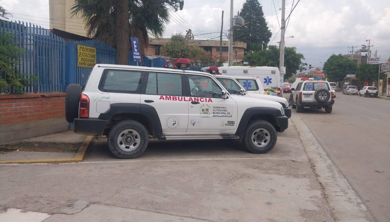 Hallan a joven con múltiples lesiones en el rostro y la cabeza abandonado en una plaza