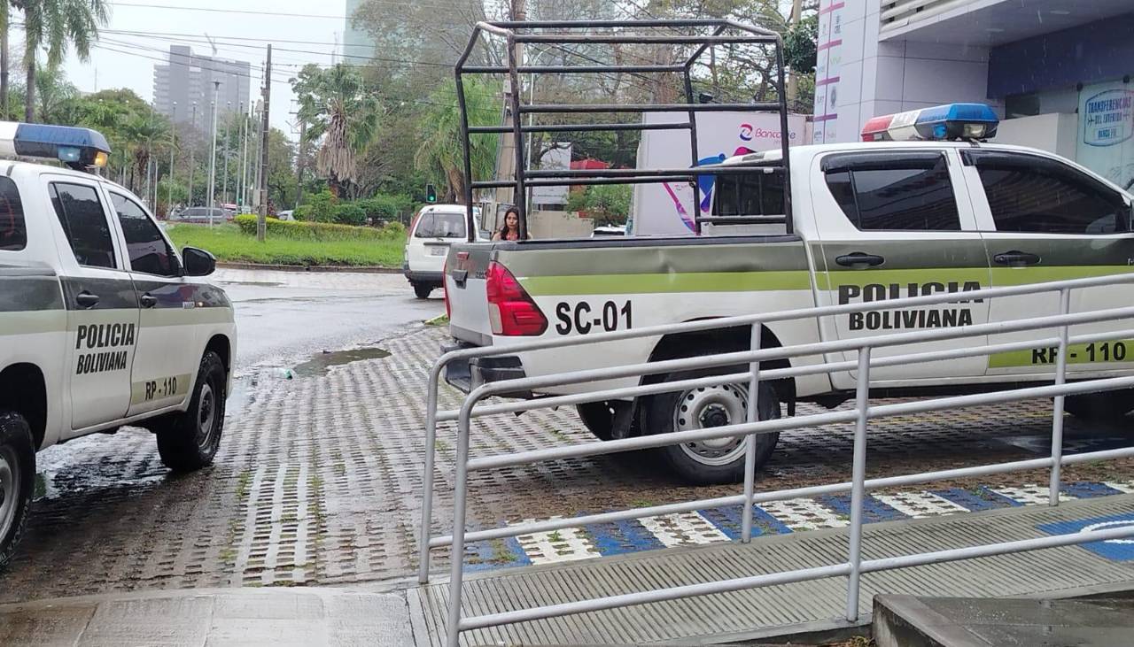 Reportan atraco a una entidad financiera de la zona de Equipetrol