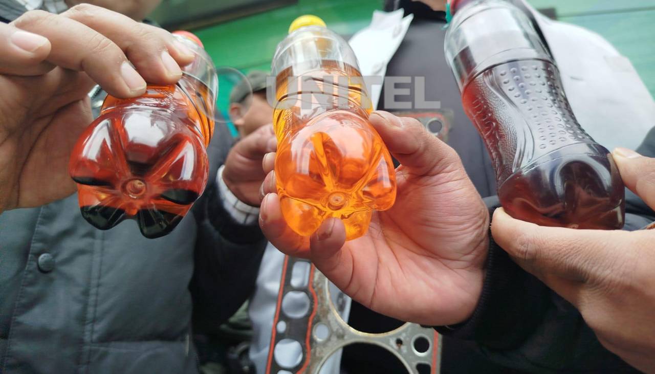 Gobierno se reunirá con choferes y mototaxistas para explicar el sistema de resarcimiento por la gasolina desestabilizada