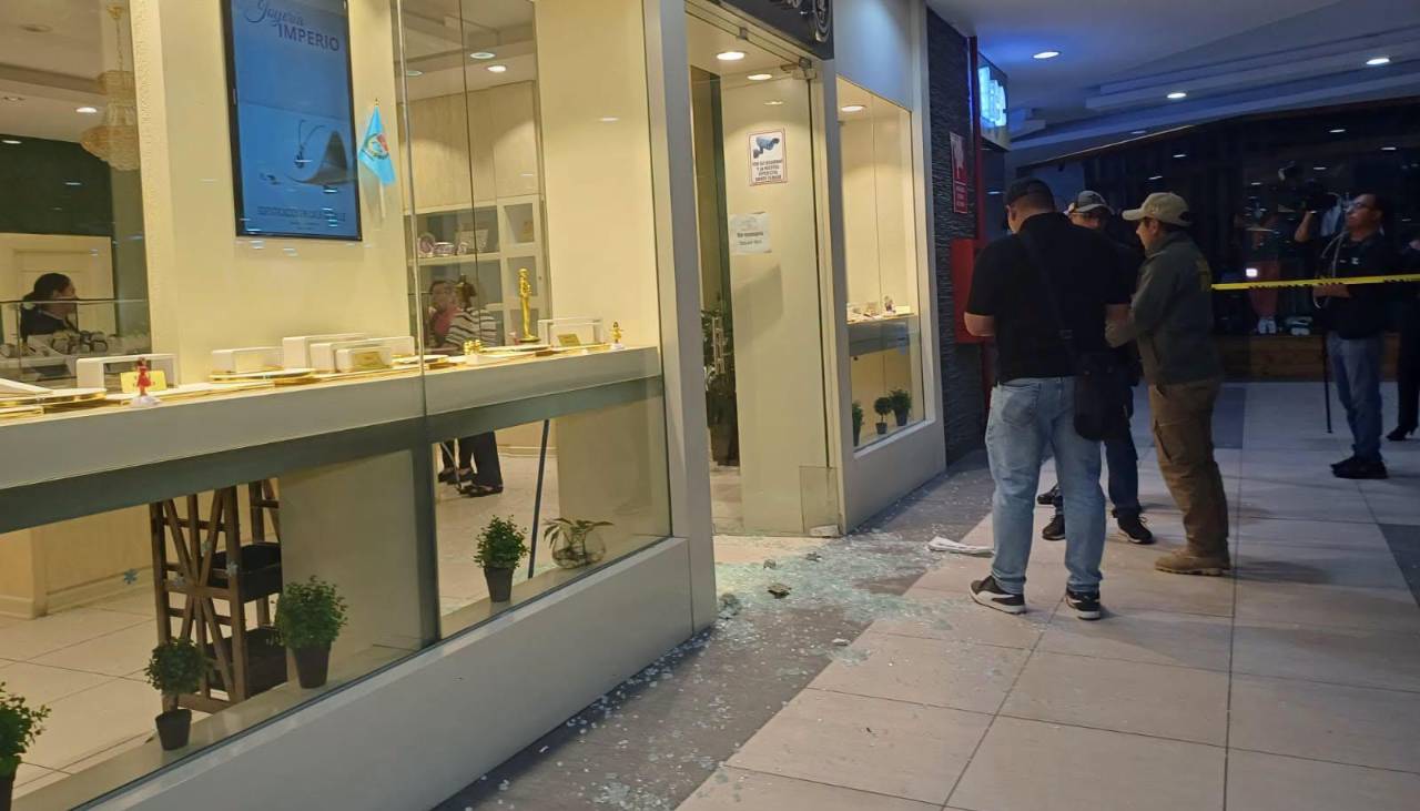Delincuentes son expertos y estaban seguros que no los capturarían, dice dueña de joyería atracada en Cochabamba