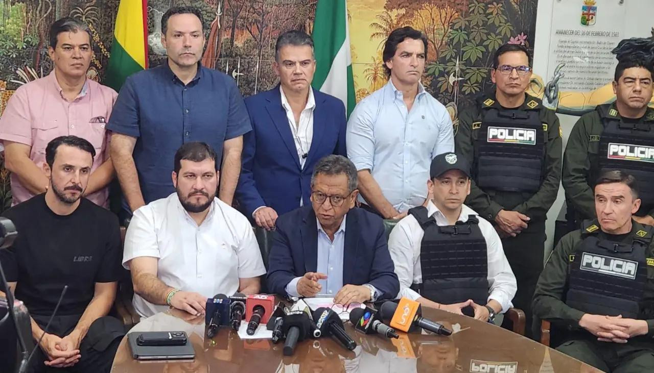 Gobierno anuncia la creación de un grupo táctico en la Policía para combatir al crimen organizado en Santa Cruz