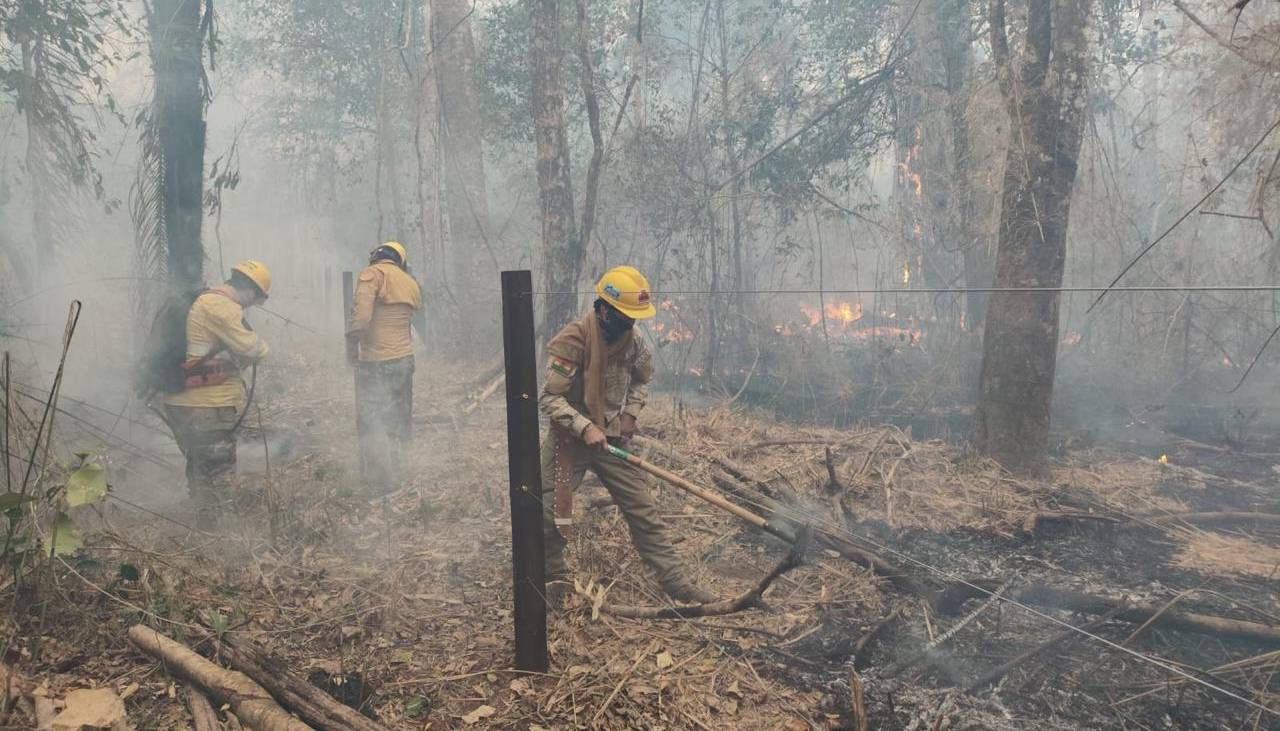 Gobernación cruceña alerta que hay 11 complejos de incendios en este departamento 