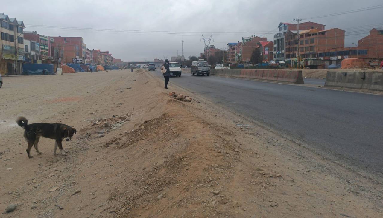 Hombre muere tras ser atropellado y abandonado en la carretera La Paz – Oruro, el conductor se dio a la fuga