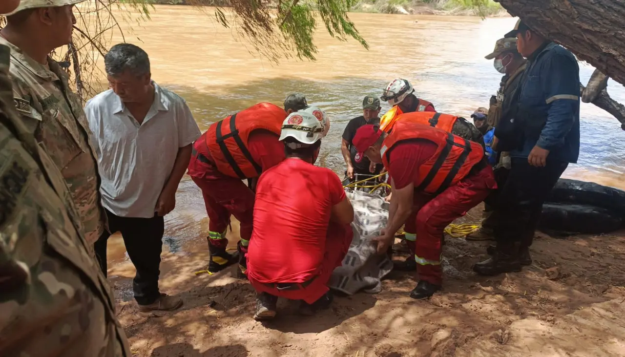 Confirman que cuerpo rescatado en el río Parapetí es del niño que fue arrastrado por el agua hace dos días