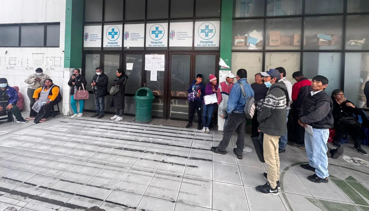 Vuelve la atención en hospitales cruceños tras paro de 48 horas de los trabajadores de salud