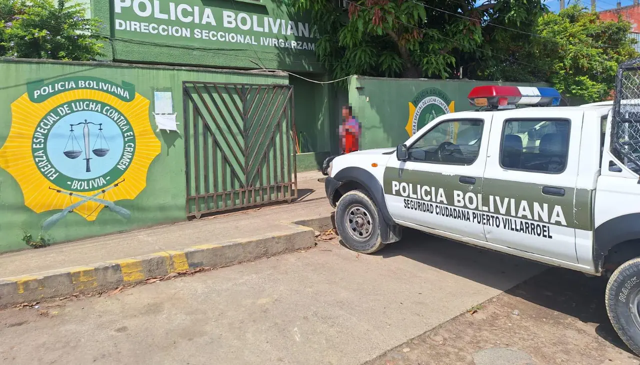 Aprehenden a un joven de 18 años por el feminicidio de una recién graduada en el trópico de Cochabamba.