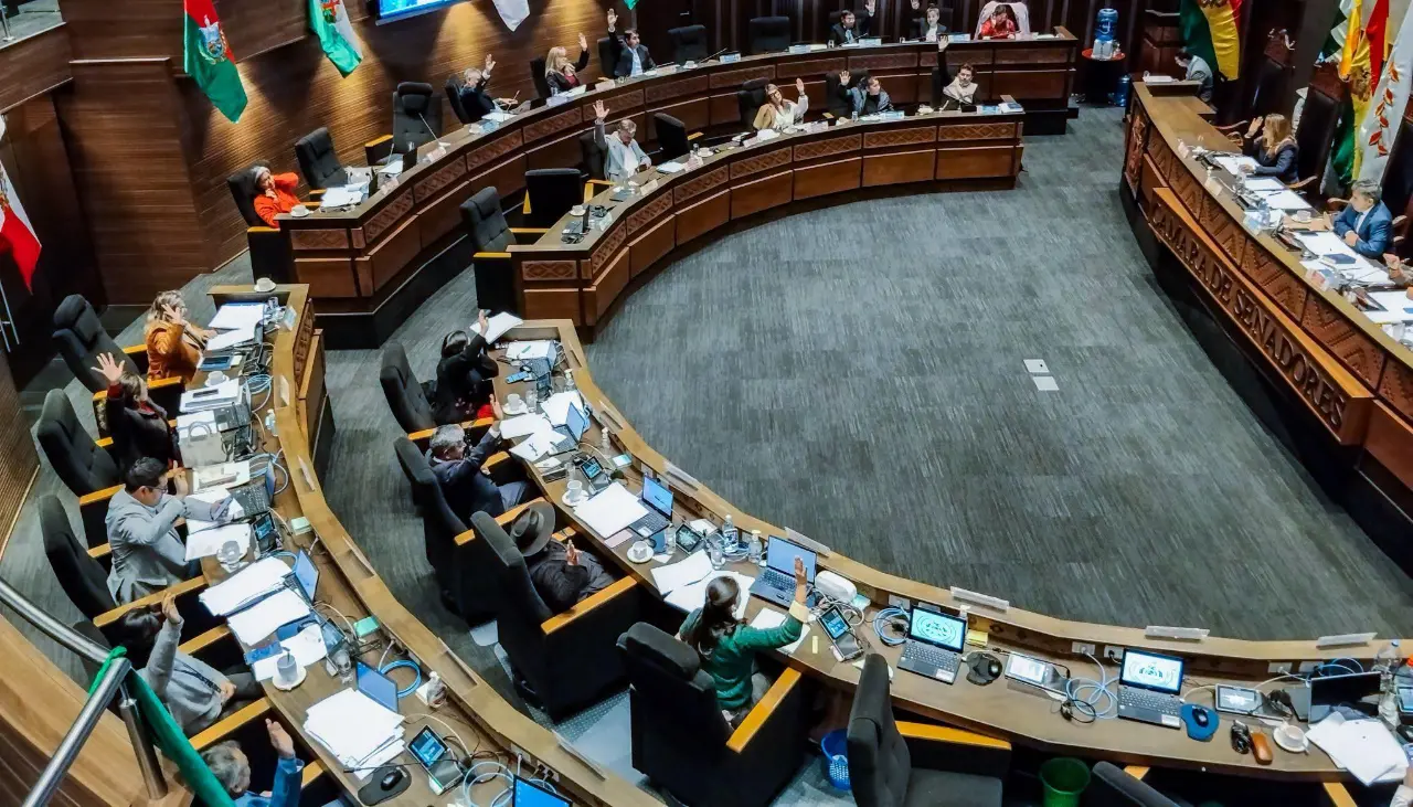 Presentan nuevo proyecto de ley para subsanar las acefalías en el TCP y el TSJ, señala senador de Unidad 