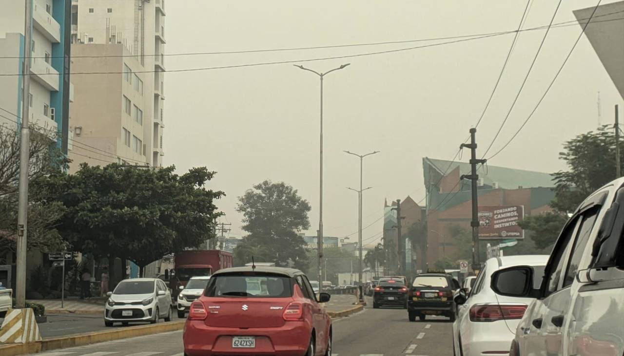 Santa Cruz de la Sierra respira humo: la capital cruceña sufre el día más contaminado del año