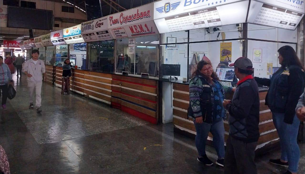 Cochabamba: Pese al anuncio de bloqueos, las vías están expeditas y las salidas desde la terminal son normales