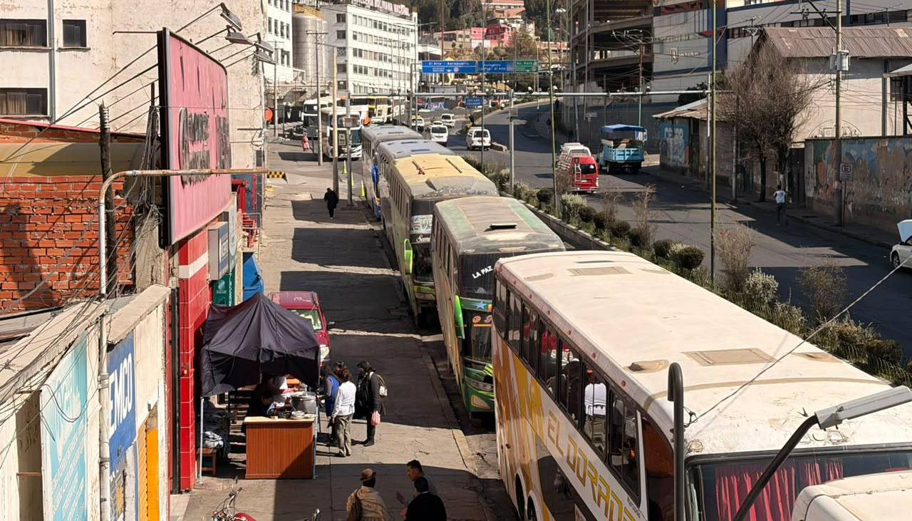 Surtidores de La Paz se quedan sin gasolina ni diésel este domingo