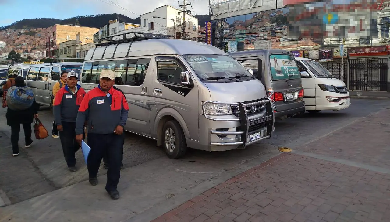 Estos son los más de 80 puntos de bloqueo en La Paz y El Alto; choferes rechazan la eliminación de la subvención
