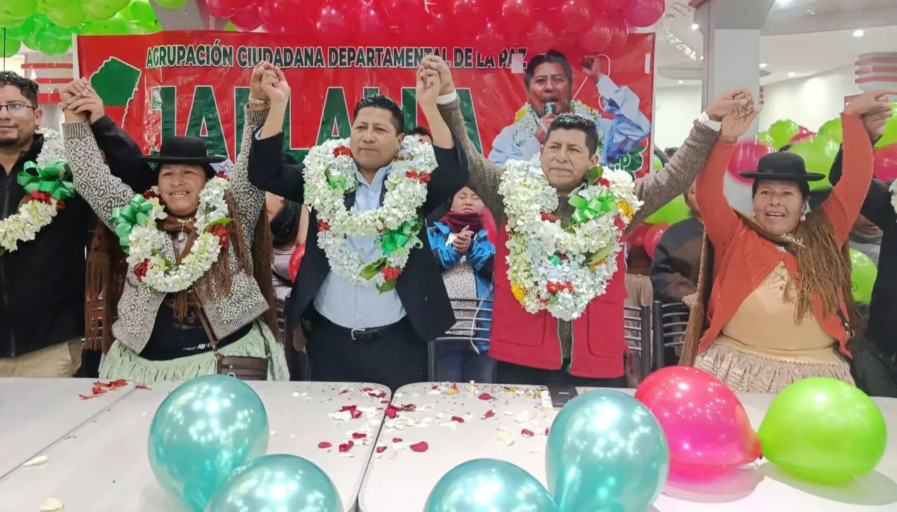 Exvocal Tahuichi es proclamado candidato a la Alcaldía de El Alto por Jallalla