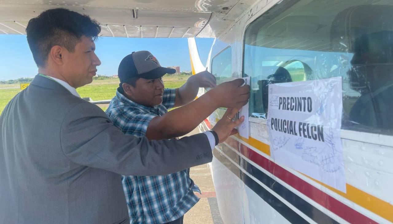 Envían a la cárcel a tres policías y un piloto por una encomienda millonaria descubierta en un aeropuerto de Beni