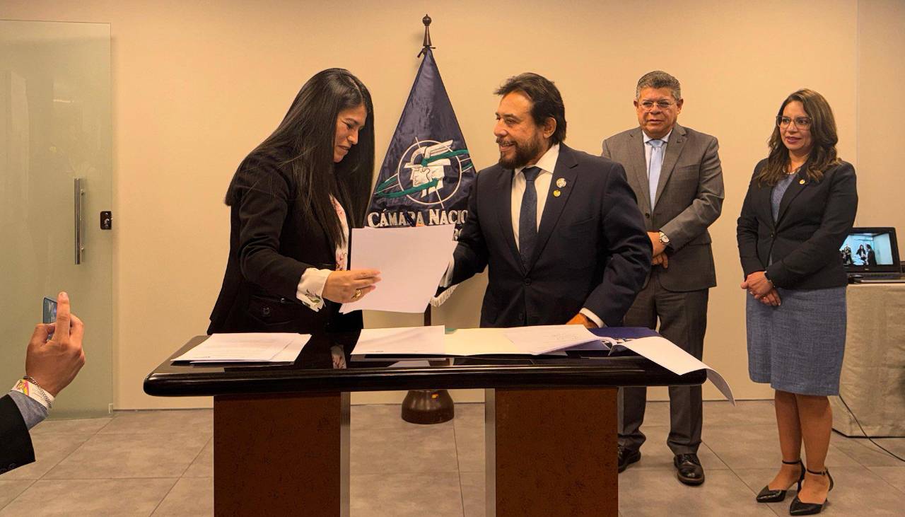 Crean la Cámara Binacional El Salvador – Bolivia y se apunta a profundizar relaciones comerciales