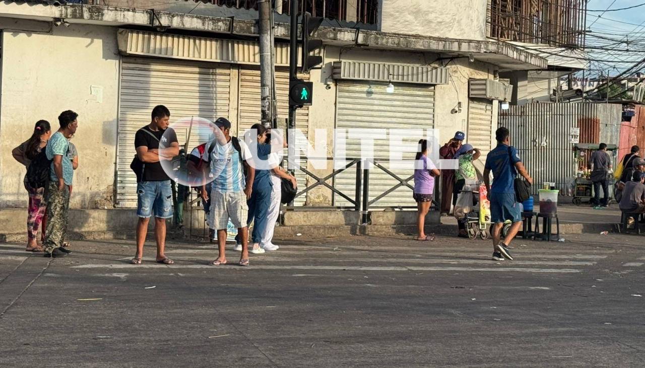 No hay micros: El transporte público cruceño arranca su paro en rechazo a la eliminación de subvención a combustibles 