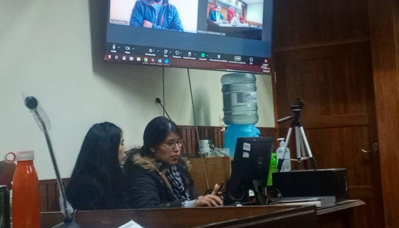 Se instala la audiencia de Pumari para revisar su detención preventiva en el caso de la quema del TED Potosí