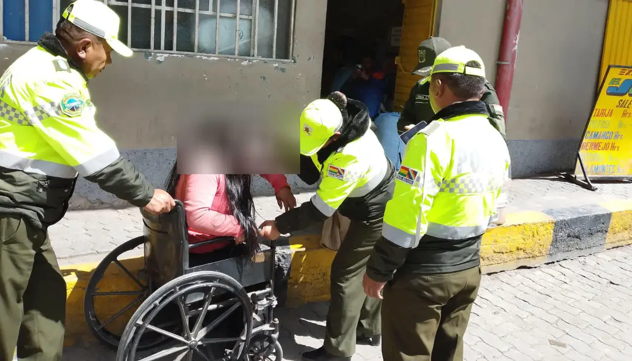 Roban Bs 10.000 a una mujer que llegó de Chile, fue dopada en un bus que iba de Oruro a La Paz, reporta la terminal de buses