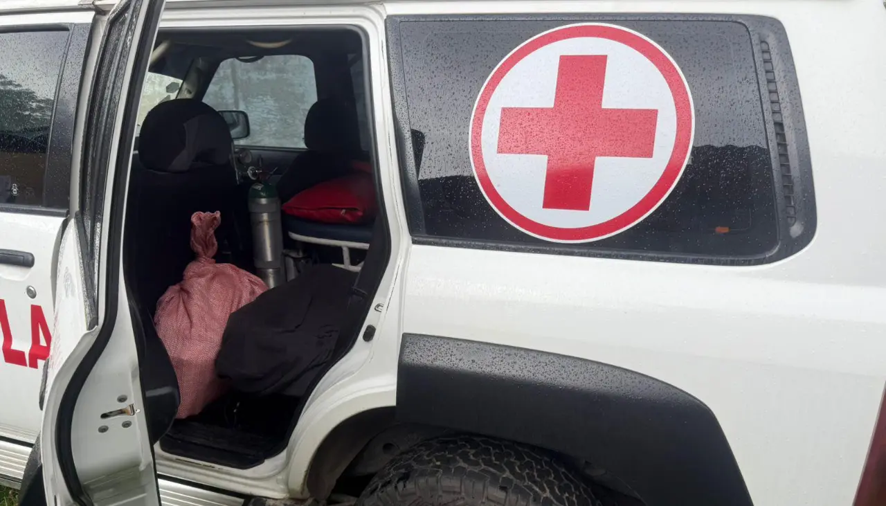 Fuerza antidrogas secuestra una “ambulancia” que transportaba 52 paquetes de pasta base de cocaína