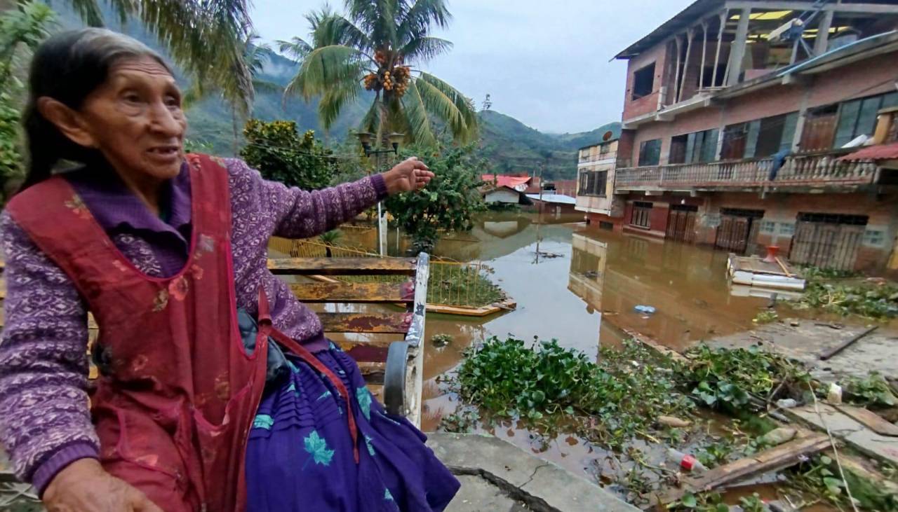 Al menos 250 familias afectadas por inundación en Tipuani; concejal apunta a la minería