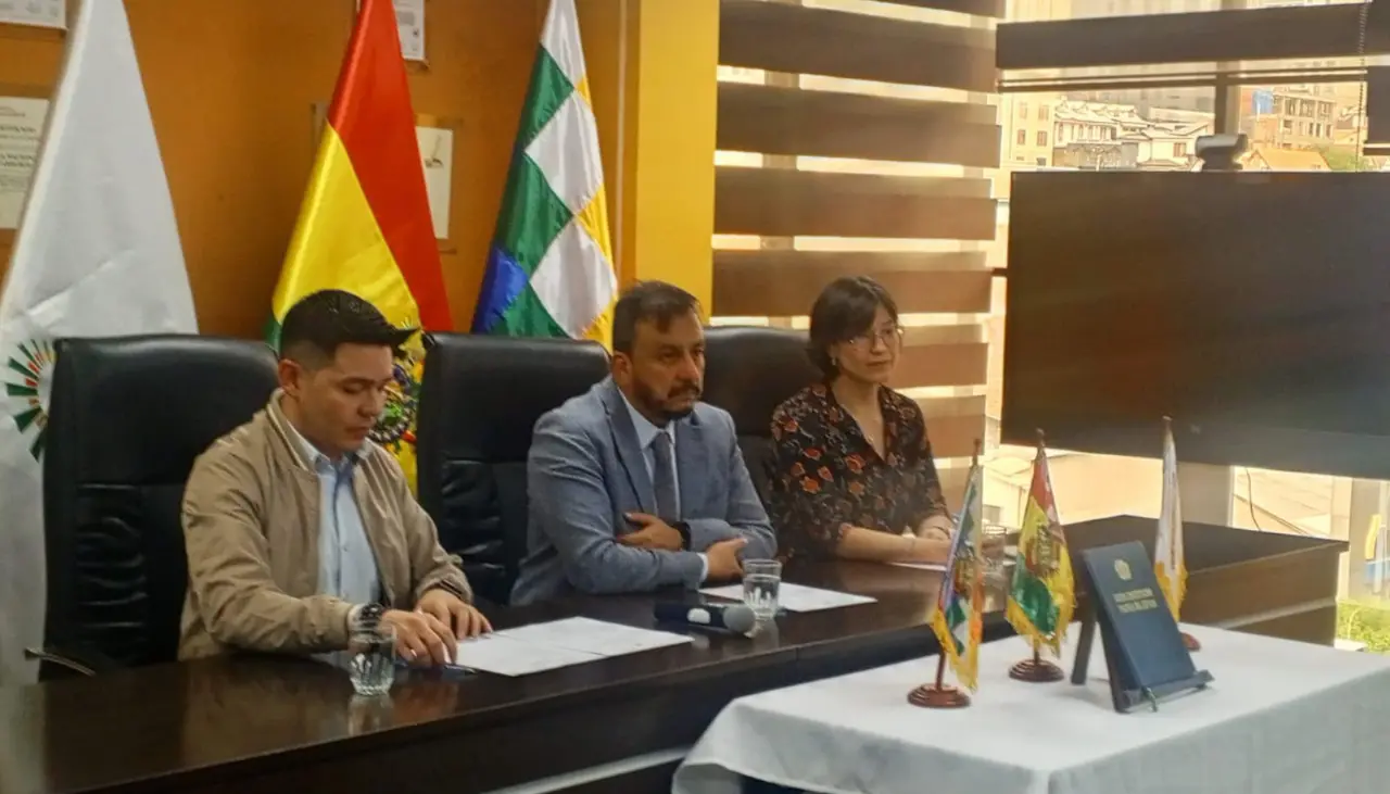 Combustibles: “Levantar el subsidio no es una tarea fácil”, dice ministro de Hidrocarburos