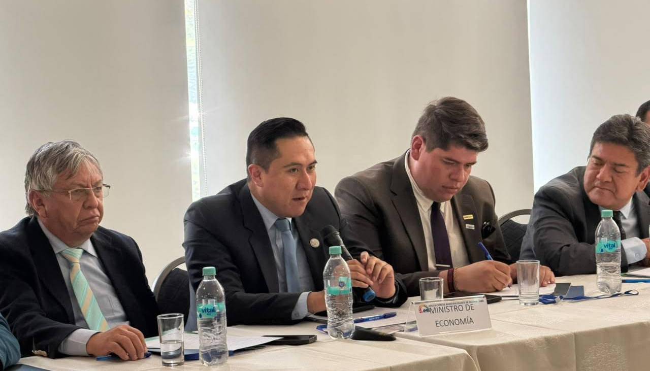 “Para arrancar con el 50-50, tenemos que readecuar los sistemas financieros de los municipios”, dice Morales 