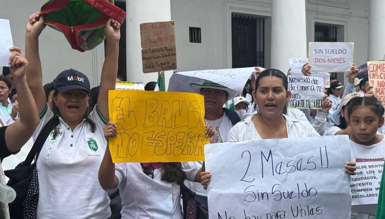 Pacientes se quedan sin atención hasta el jueves en Santa Cruz por paros que acatan médicos y trabajadores