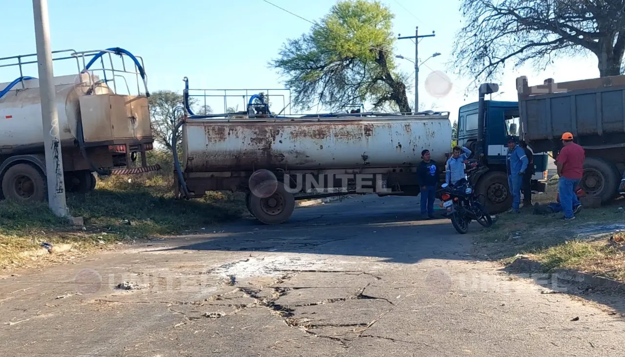Levantan bloqueo en el vertedero de Santa Cruz; trabajadores dan plazo para el pago de sueldos atrasados