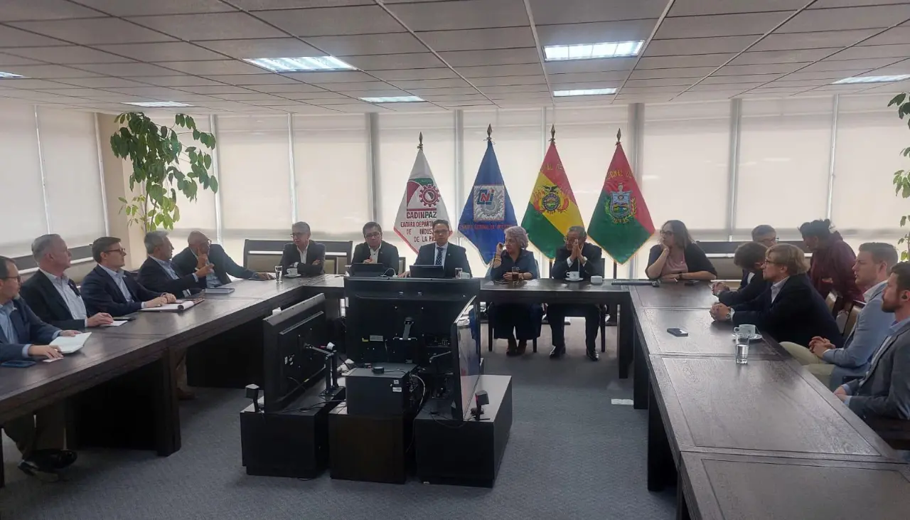 “La idea es crear oportunidades económicas para Bolivia”: Llega al país el director de Asuntos Andinos de EEUU