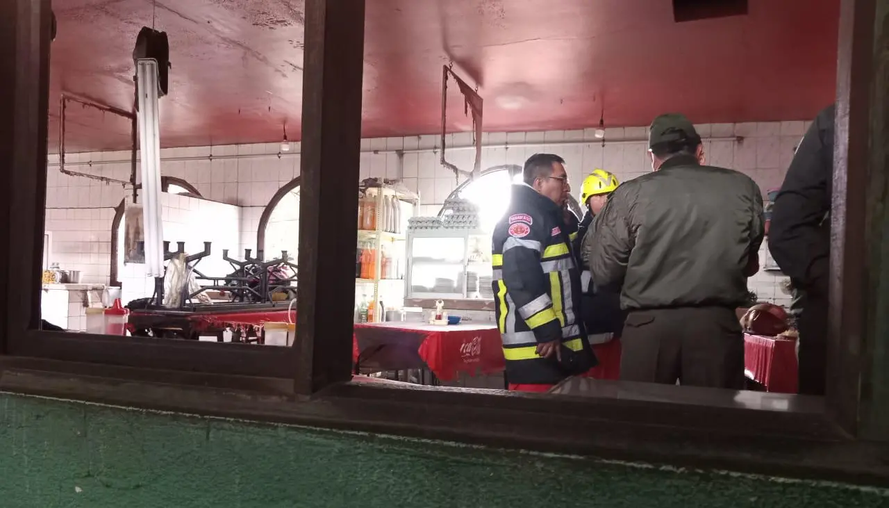 Seis heridos tras la explosión de garrafa en el mercado central de Quillacollo