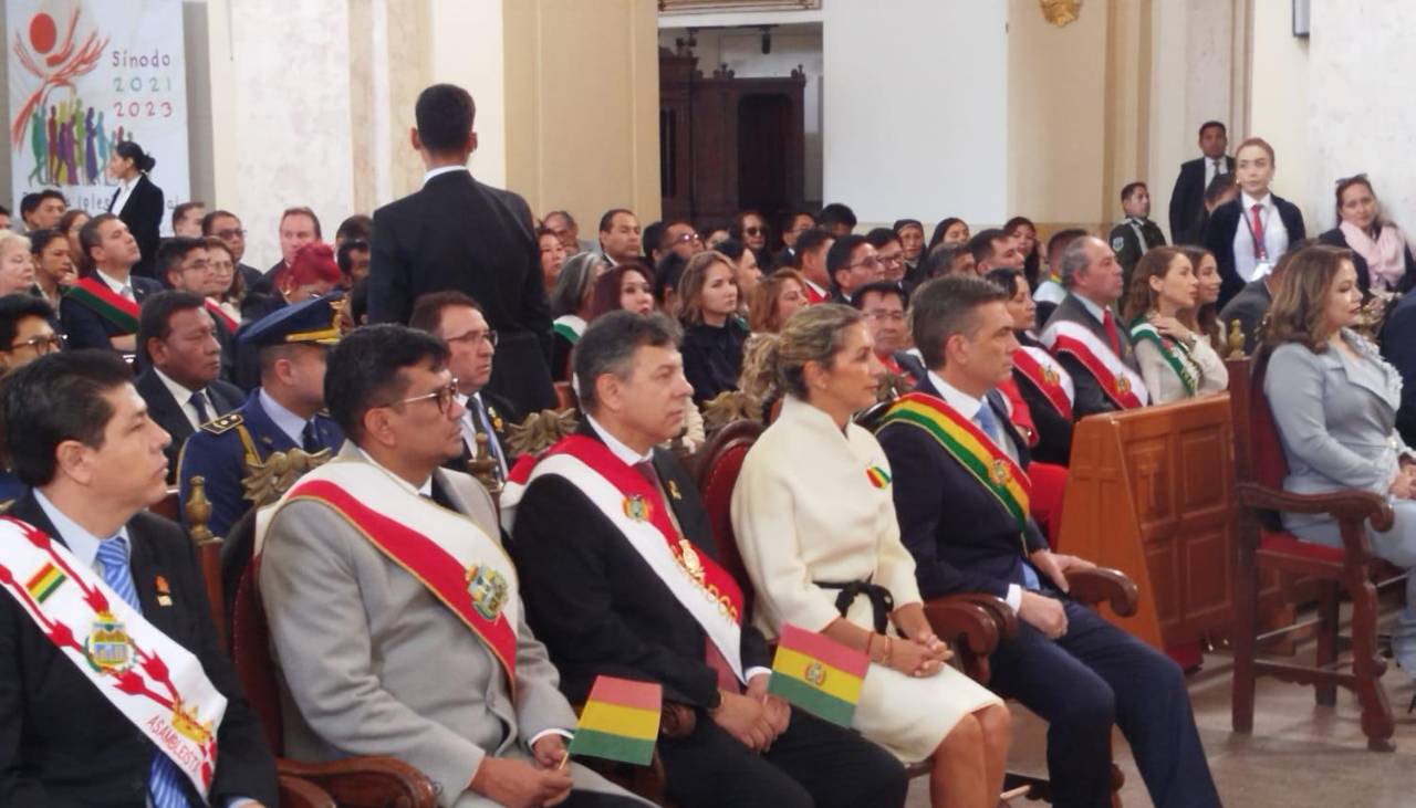 Actos protocolares por los 201 años de la independencia de Bolivia: Paz participa del ‘tedeum’