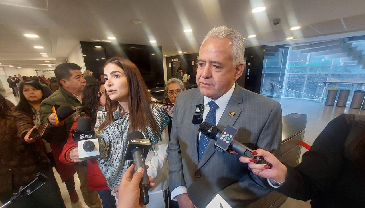 Diputados presentan un proyecto de ley de inversiones alternativo al presentado por el Gobierno