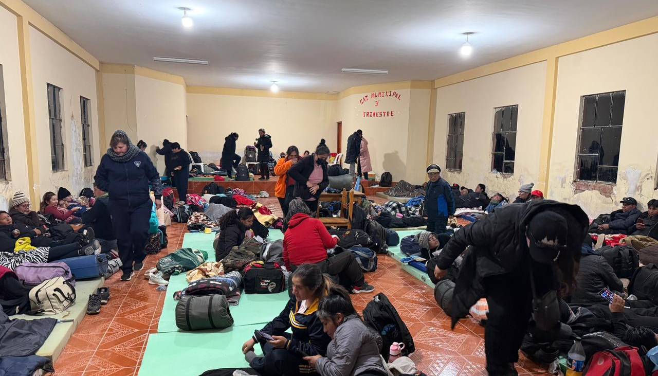 La Paz: Maestros llegan a Vilaque y retomarán la marcha este miércoles