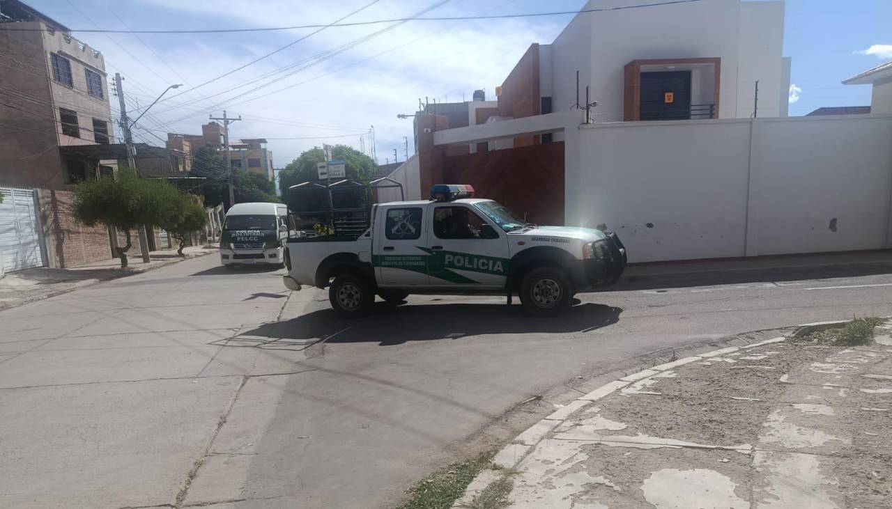 Hermano del asesinado en Pucarita denuncia que fue interceptado por sujetos con uniformes policiales y armas